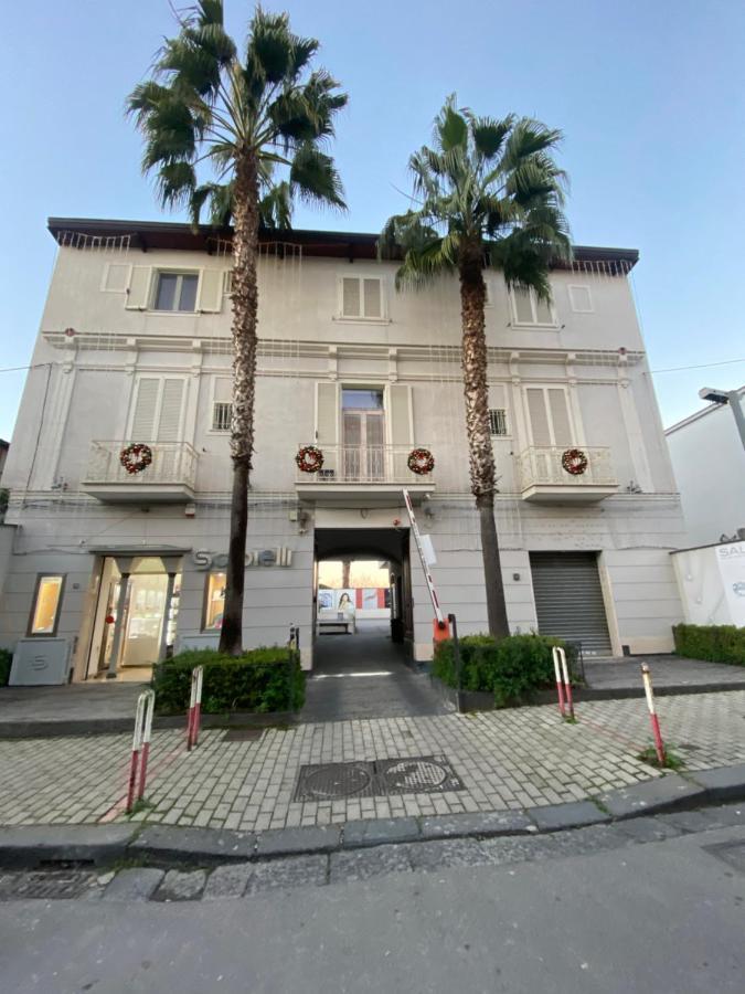 Apartamento Nobile Dimora Nápoles Exterior foto